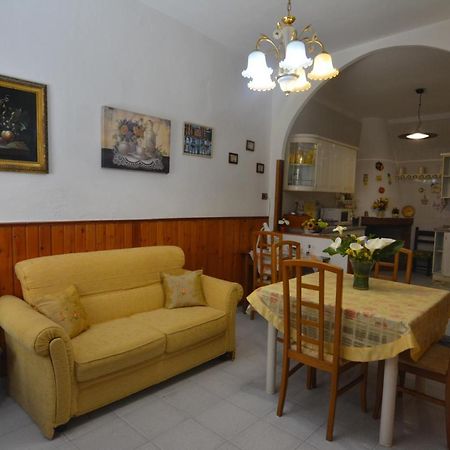 Casa Vacanze I Girasoli Iglesias Dış mekan fotoğraf