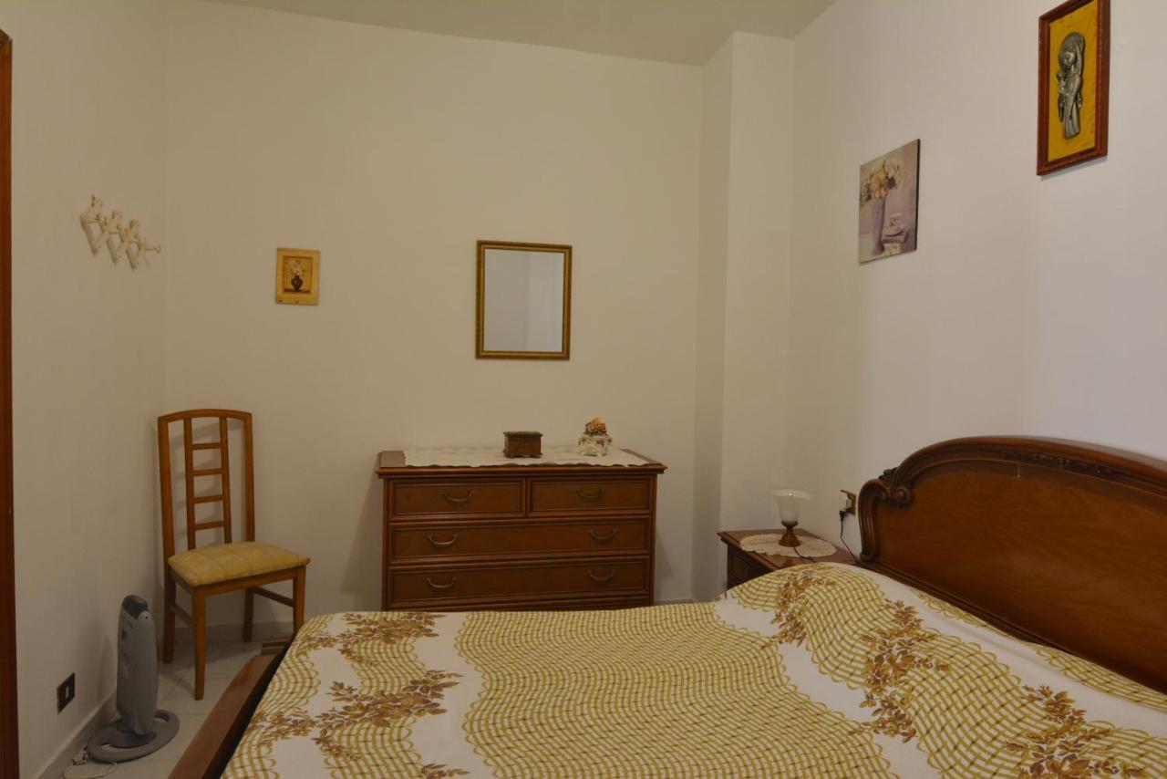 Casa Vacanze I Girasoli Iglesias Dış mekan fotoğraf