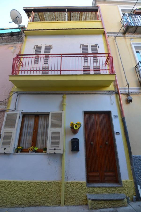 Casa Vacanze I Girasoli Iglesias Dış mekan fotoğraf