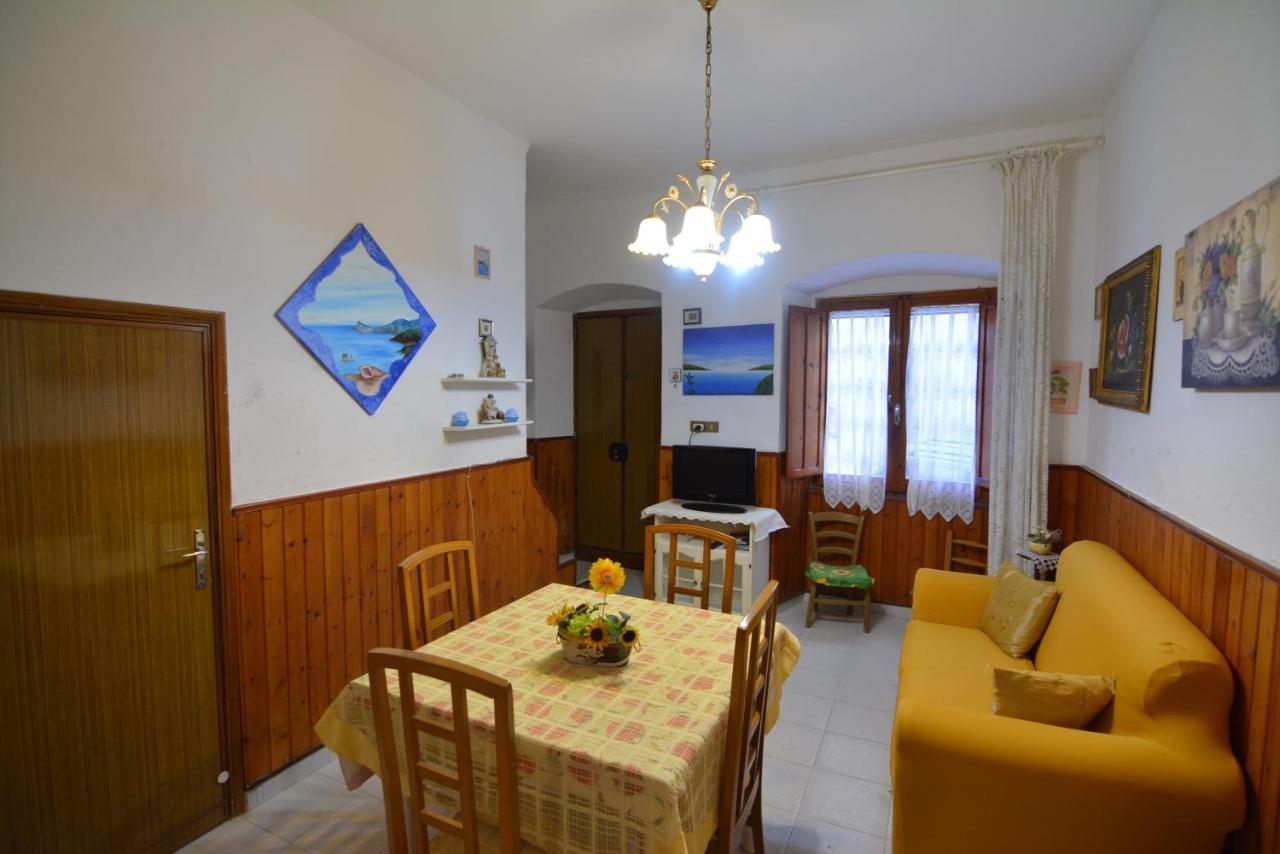 Casa Vacanze I Girasoli Iglesias Dış mekan fotoğraf