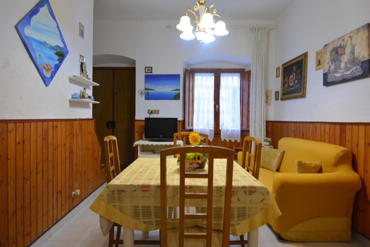 Casa Vacanze I Girasoli Iglesias Dış mekan fotoğraf